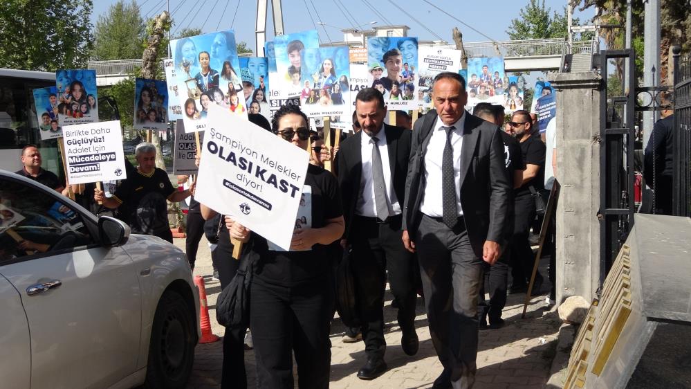 Grand İsias Otel davasında kamu görevlileri hakim karşısında