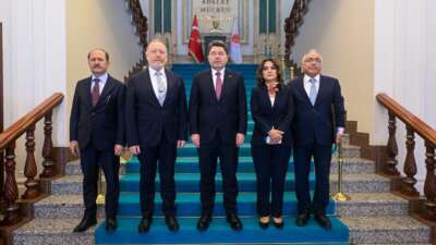 Bakan Tunç, DEM Parti heyetiyle bir araya geldi