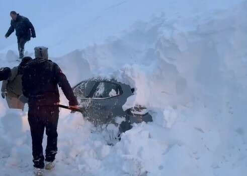 Film sahnelerini aratmayan kurtarma çalışması