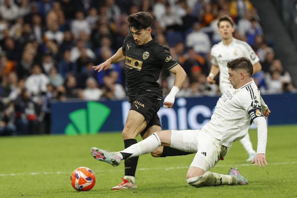 Real Madrid’e şampiyonluk yarışında Valencia engeli