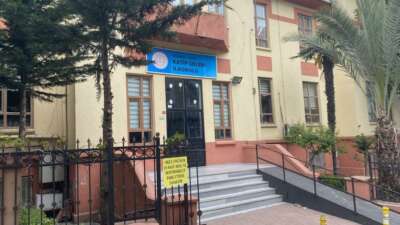 İstanbul’da depremde hasar alan 2 okul tahliye edildi
