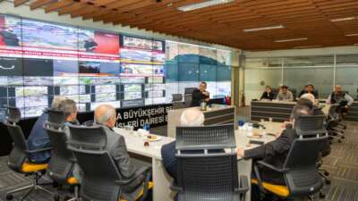 Bursa Büyükşehir’den muhtarlarla toplantı