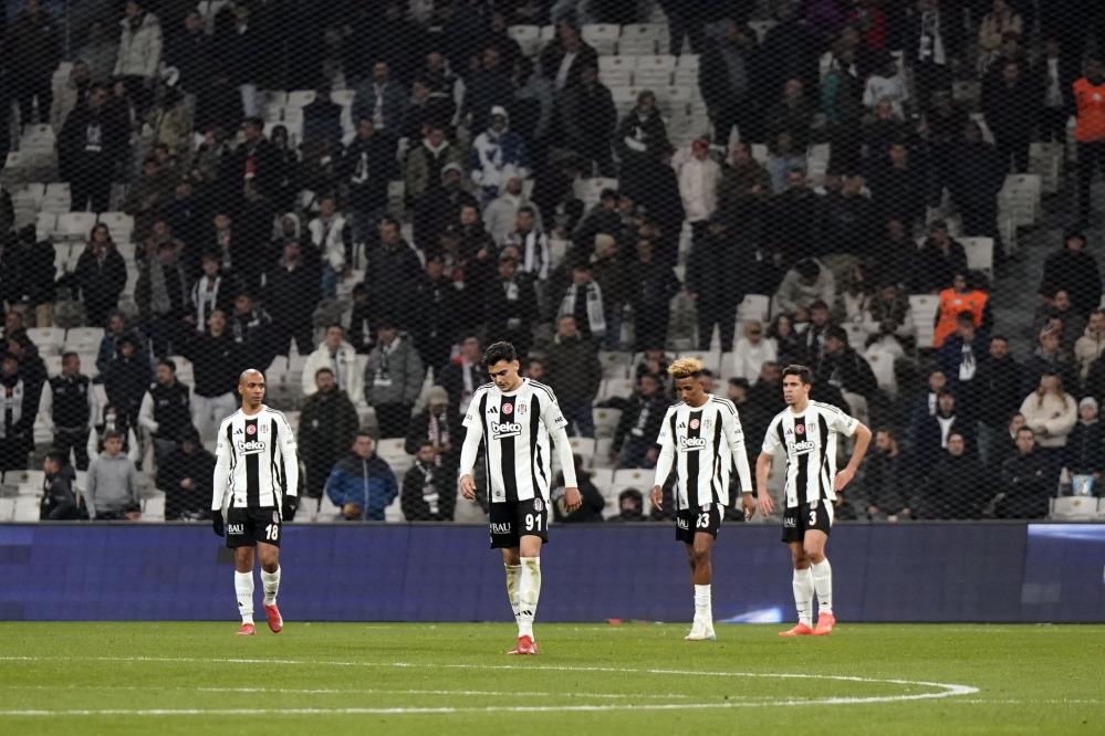 Beşiktaş’ın savunması da çöktü