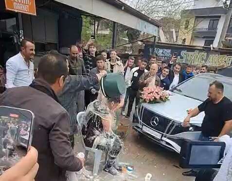 Böyle gelenek mi olur? Bursa’da damada işkence gibi şaka!
