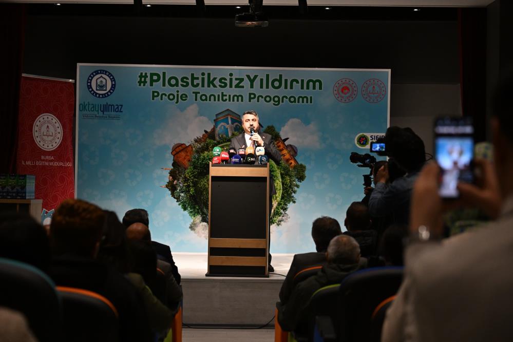 Yıldırım Belediyesi 1 milyon plastik şişe tasarrufu sağladı