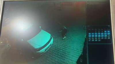 Genç kız 4’üncü kattan düştü
