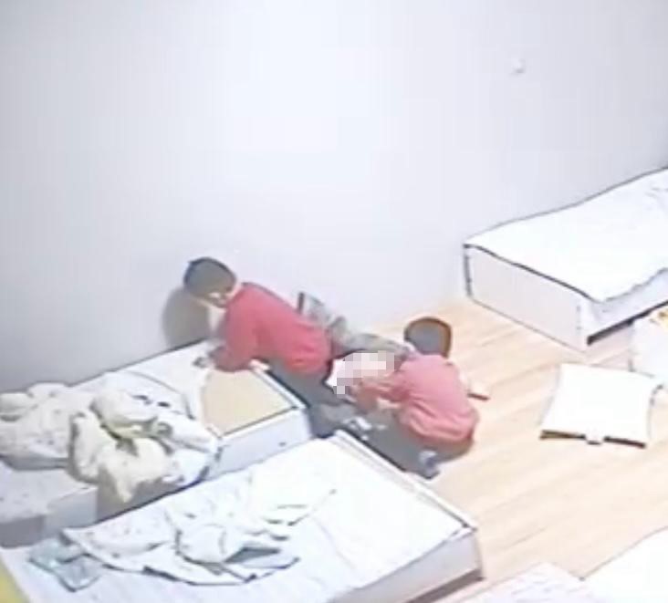 Bakanlıktan 2 yaşındaki çocuğun darp olayına ilişkin açıklama