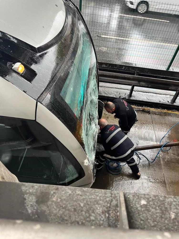 İstanbul’da metrobüs kazası