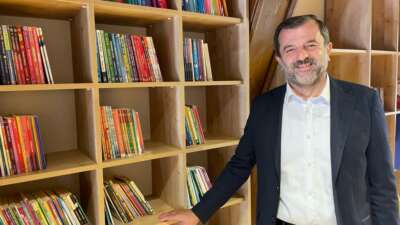 Gürsu’daki kitap bağışına destekler yapıldı