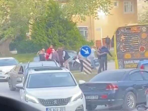 Bursa trafiğinde yumruklar konuştu