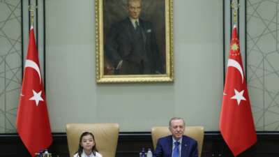 Erdoğan, 23 Nisan’da minik misafirlerini ağırladı