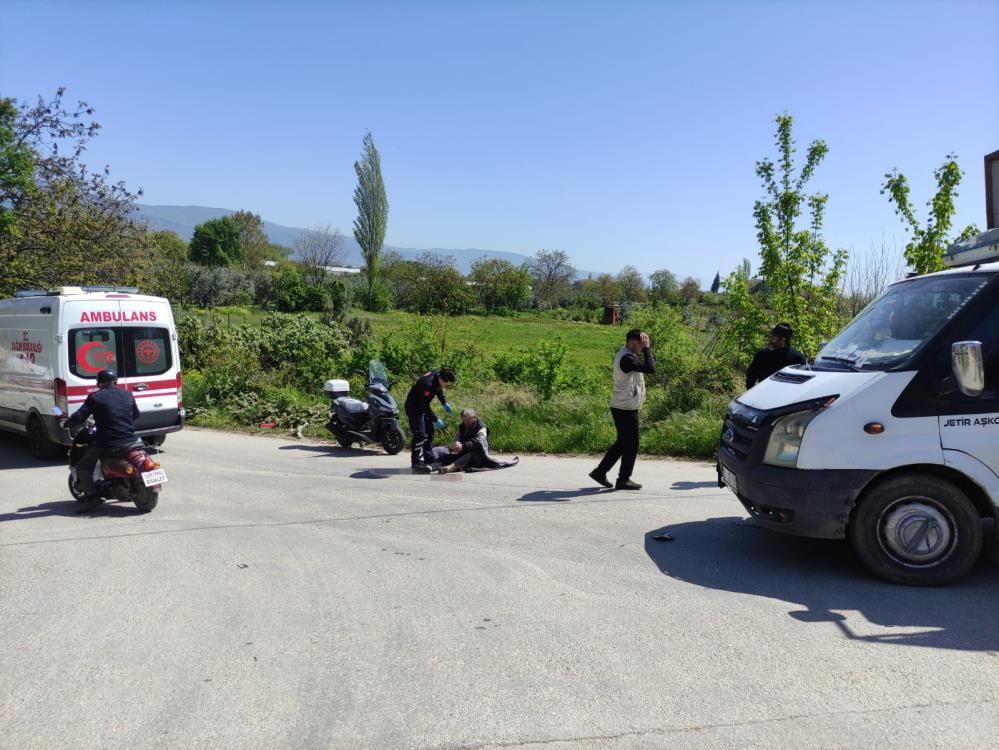 Bursa’da motosikletli çift ölümden döndü