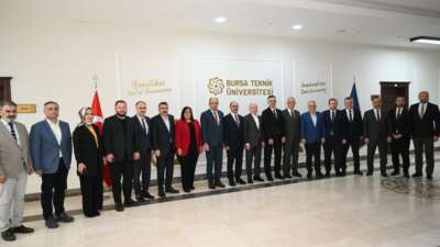 Uzay ve savunma alanındaki genç projelere Ak Parti’den yakın takip