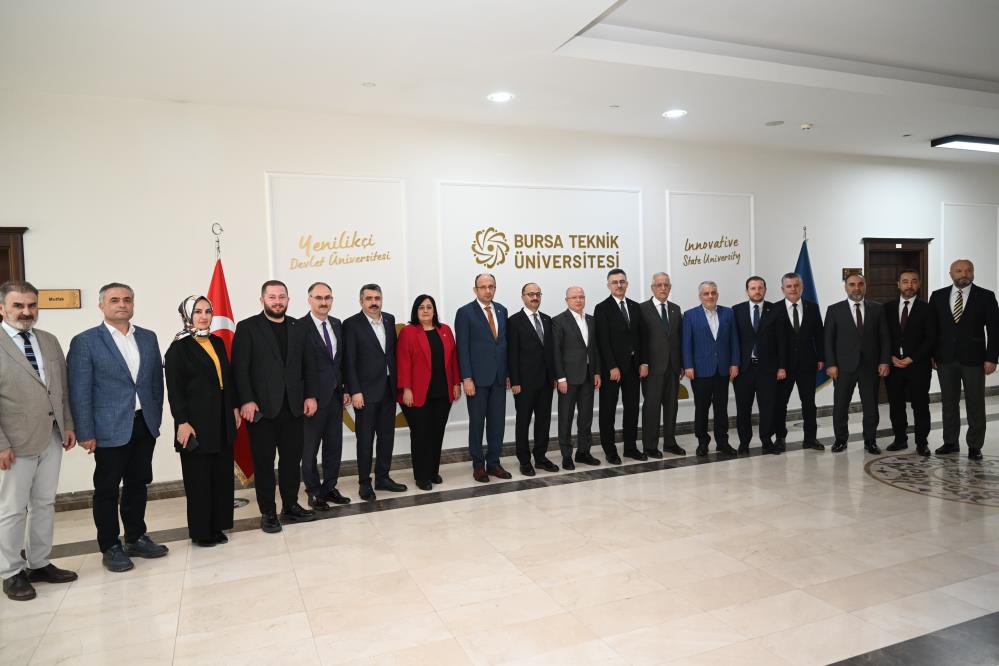 Uzay ve savunma alanındaki genç projelere Ak Parti’den yakın takip
