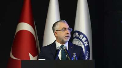 Bakan Işıkhan: “Kamuda sendikalaşma oranı 2002’de yüzde 50’den bugün yüzde 75,2’ye yükselmiş durumda”