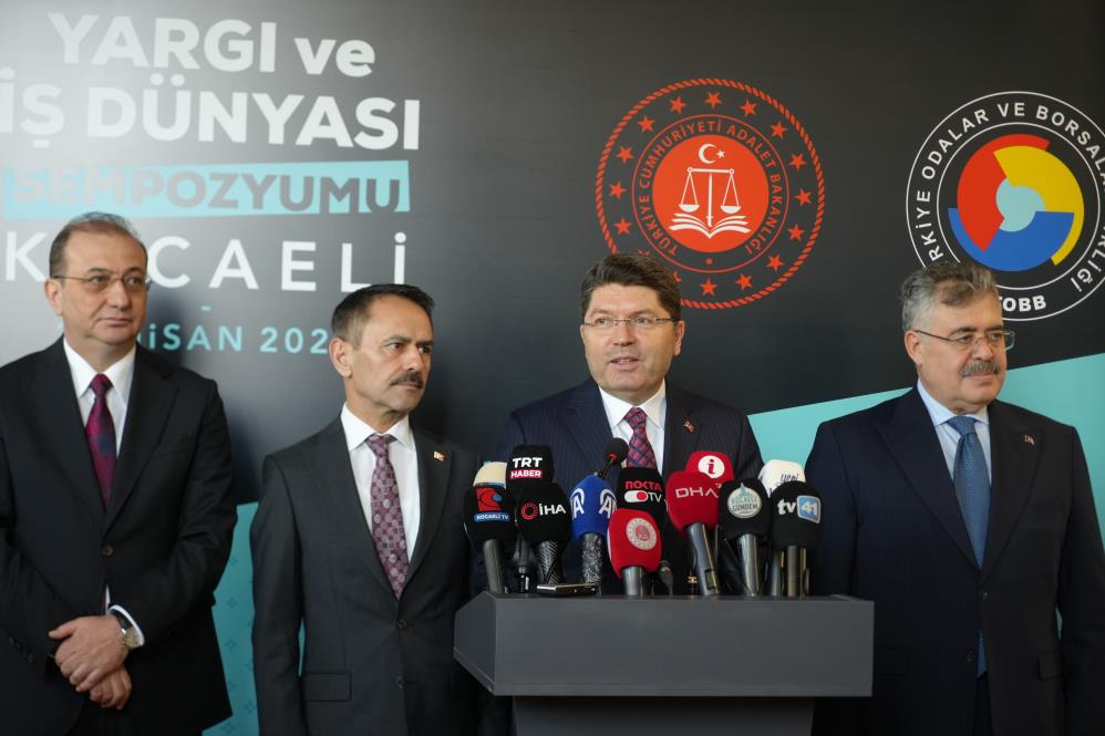 Bakan Tunç Sırrı Süreyya Önder’in sağlık durumu hakkında konuştu