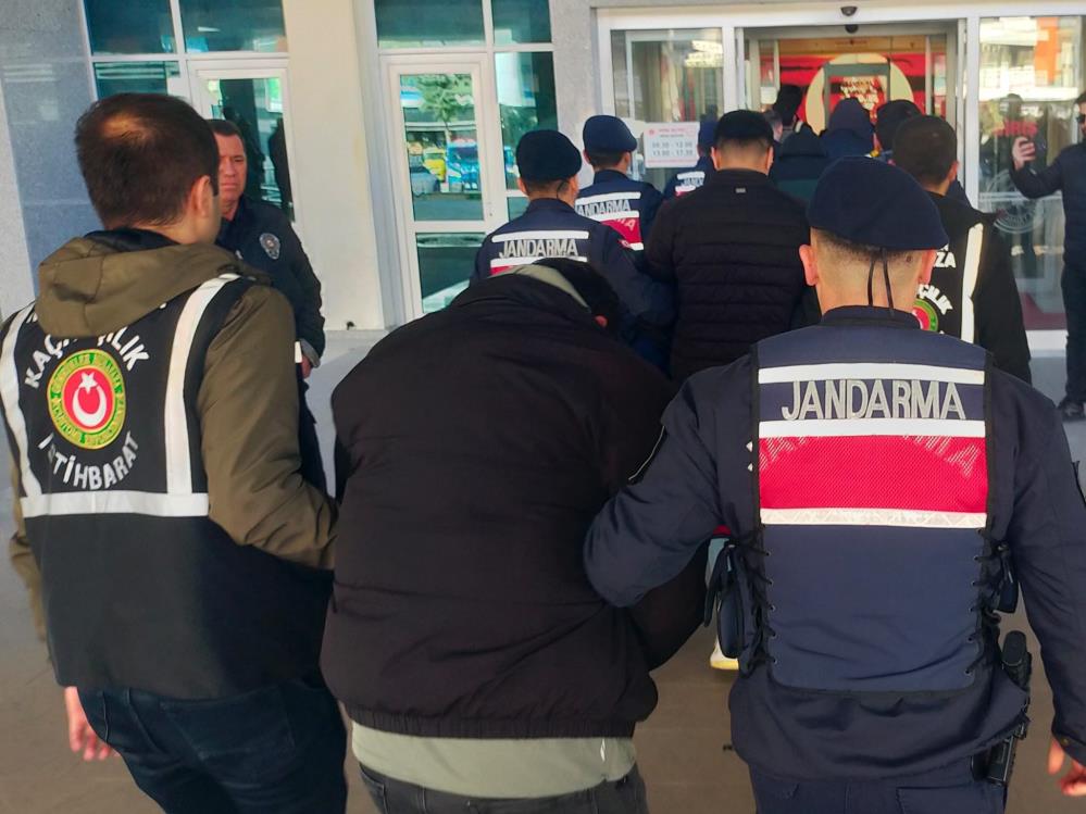 Kapıkule’deki 38 rüşvet şüphelisi adliyeye sevk edildi