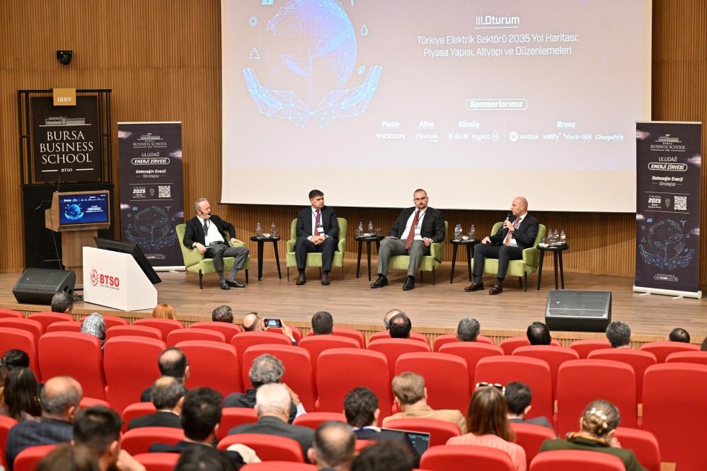 Geleceğin enerji stratejisi Uludağ Enerji Zirvesi’nde konuşuldu