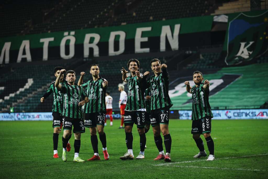Kocaelispor 16 yıl sonra Süper Lig’de!