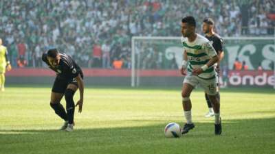 Şampiyon çok rahat: Bursaspor dört dörtlük!
