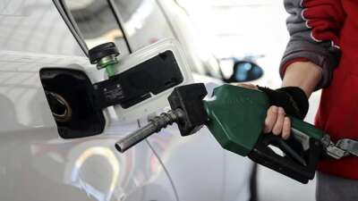 Benzine bir indirim daha