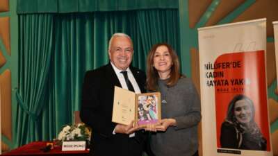 Yazar Müge İplikçi Nilüferli kadınlarla buluştu