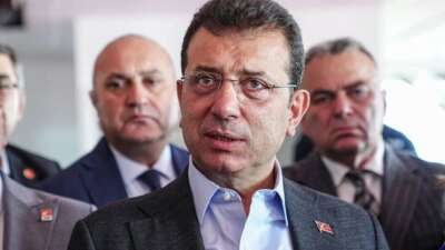 Ekrem İmamoğlu’ndan ‘Kurultay’ mesajı: ‘Milletimiz ağır bir kuşatma altındadır!’