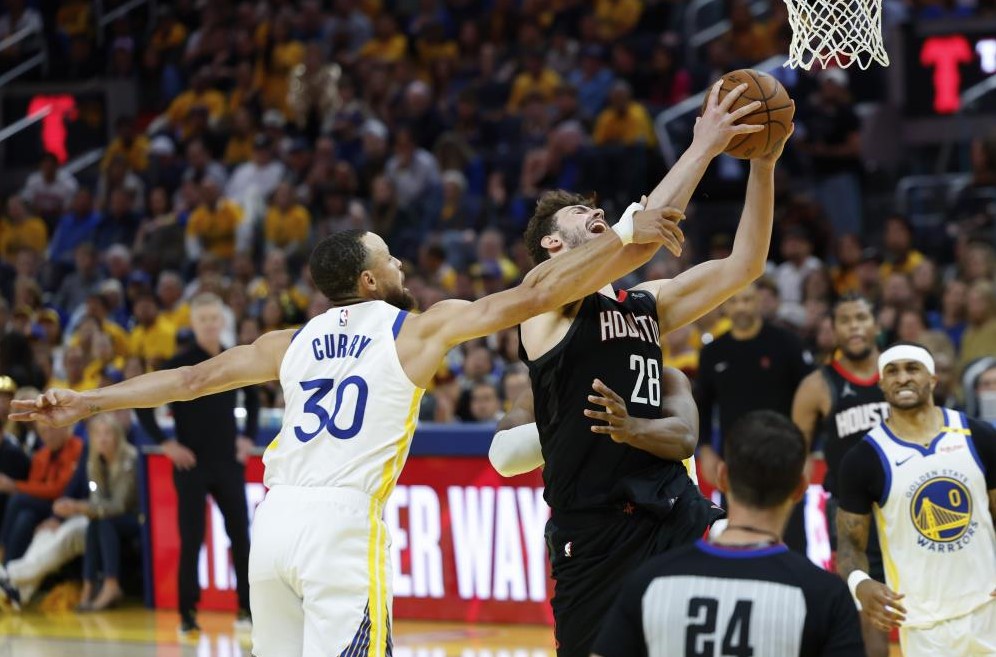 Alperen Şengün’ün double-double performansı Houston’a yetmedi