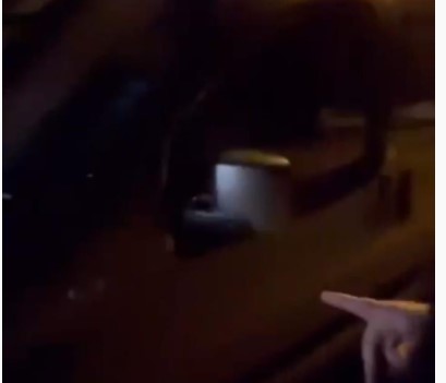 Bursa’da kendisini takip ettiğini iddia ettiği kişiyi kayda aldı: “Seni polise veririm”