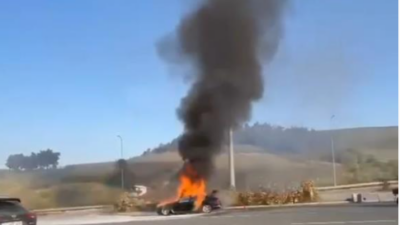 Bursa’da otomobil alevlere teslim oldu