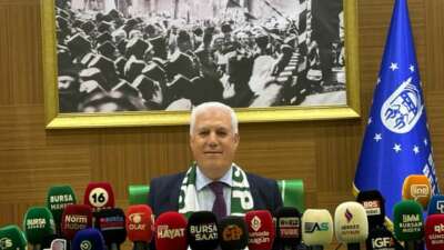 Bursa Büyükşehir Meclisi’nde Bursaspor’un şampiyonluğu kutlandı