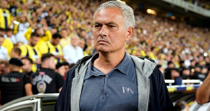 Jose Mourinho’dan Galatasaray derbisinde 2 değişiklik