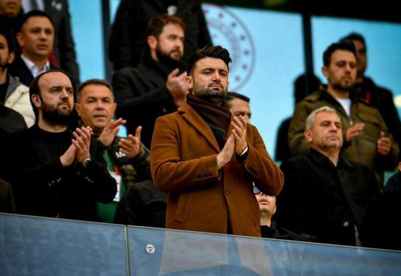 Bursaspor’un eski yöneticisi alacağını sildi
