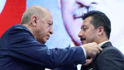 AK Parti’ye geçiş yapan Başkan Özel’den açıklama
