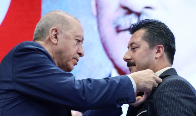 AK Parti’ye geçiş yapan Başkan Özel’den açıklama