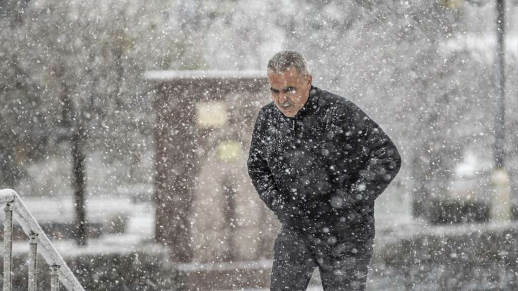 Nisan ayında kuvvetli kar alarmı! Meteoroloji 32 il için uyardı