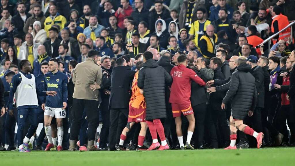 Fenerbahçe – Galatasaray derbisinin PFDK sevkleri belli oldu