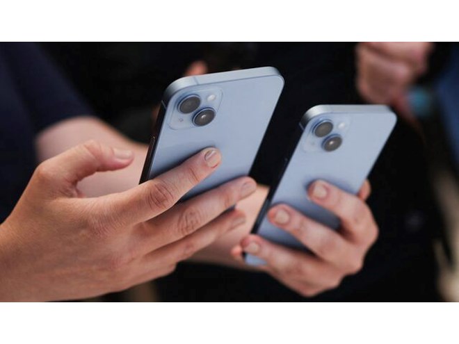 Apple’a vergi darbesi: iPhone’a zam gelecek mi?