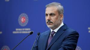 Bakan Fidan: Suriye’de merkezi otorite dışında silah taşıma imkanı verecek olan hiçbir girişimi kabul etmiyoruz