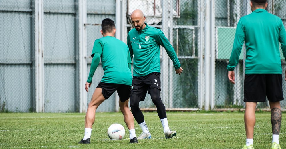 Bursaspor’da hazırlıklar tamam: Hedef puan farkını 16 yapmak!