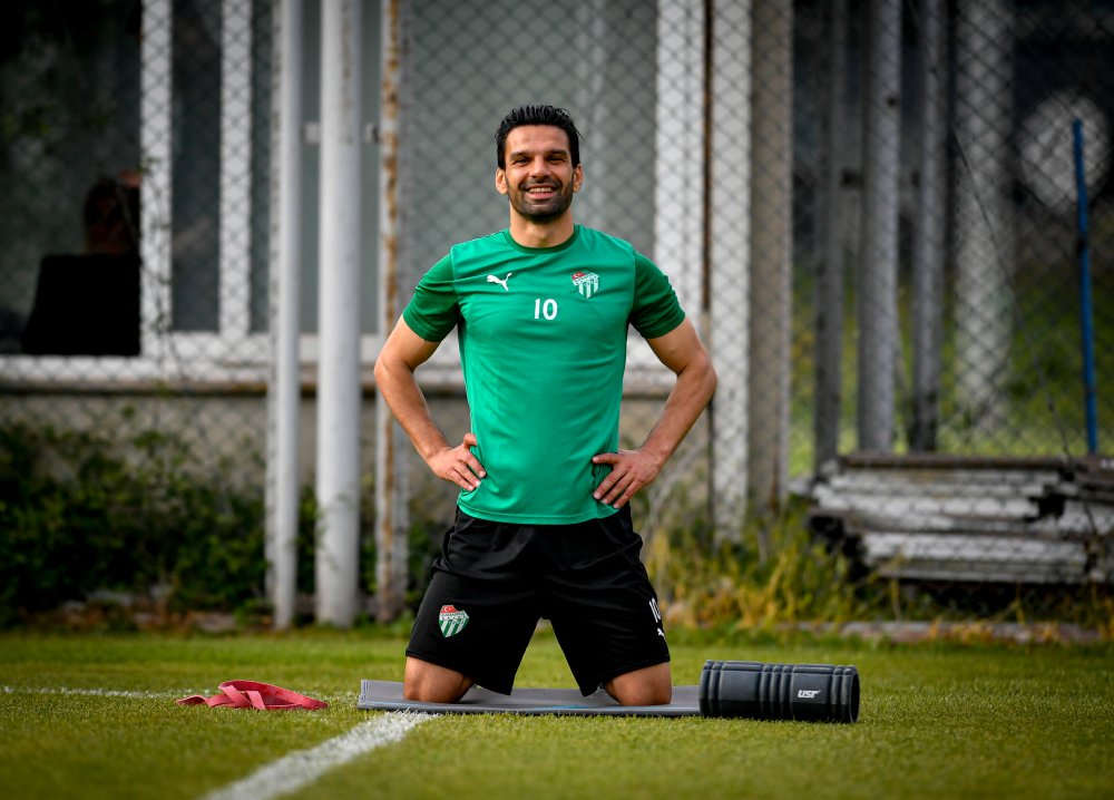 Bursaspor, Karşıyaka maçına hazırlanıyor