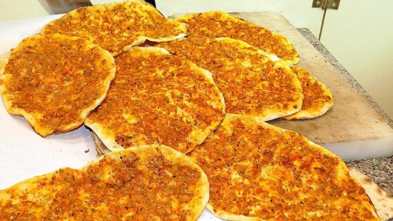 Lahmacunda eşek eti, acukada kanserojen boya çıktı