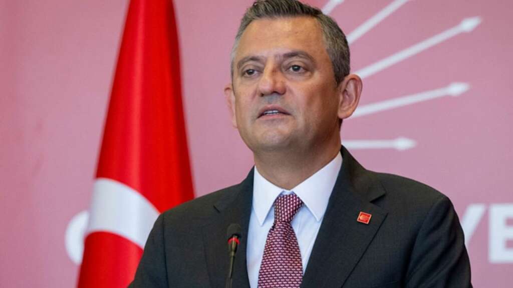 Valilik 23 Nisan yürüyüşünü yasaklamıştı: Özgür Özel son kararlarını açıkladı!