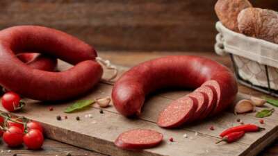 Marketlerde satılan 8 sucuk markası ifşa oldu