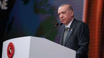 Cumhurbaşkanı Erdoğan: “Nüfusta azalma beka sorunudur”