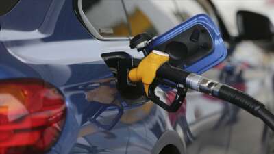 Benzine bir indirim daha geliyor