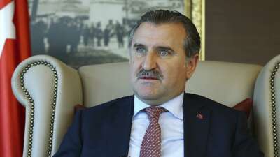 Bakan Bak: “Türk voleybolu için önemli bir gece”