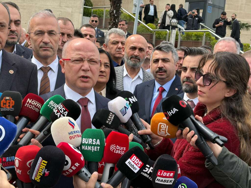AK Parti Bursa’dan Bozbey hakkında suç duyurusu