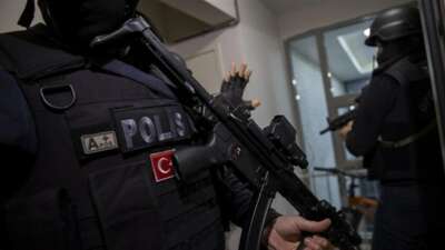 484 kilogram ele geçirildi! Bursa dahil 71 ilde operasyon