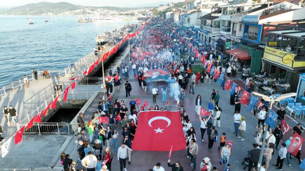 Mudanya’da 19 Mayıs coşkusu meydanlara taştı